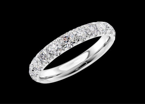 3mm Pavé Wedding Band - Jewels of America