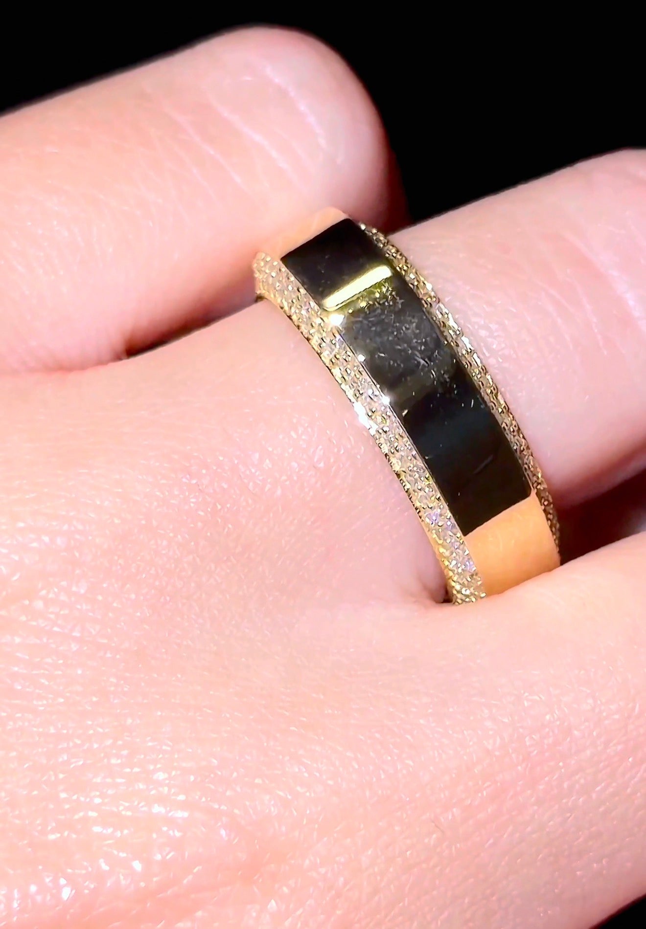 7mm Men’s Double Diamond Bevelled Edge Band - Jewels of America