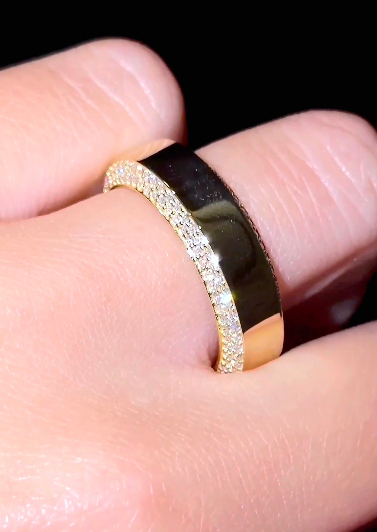 7mm Men’s Double Diamond Bevelled Edge Band - Jewels of America