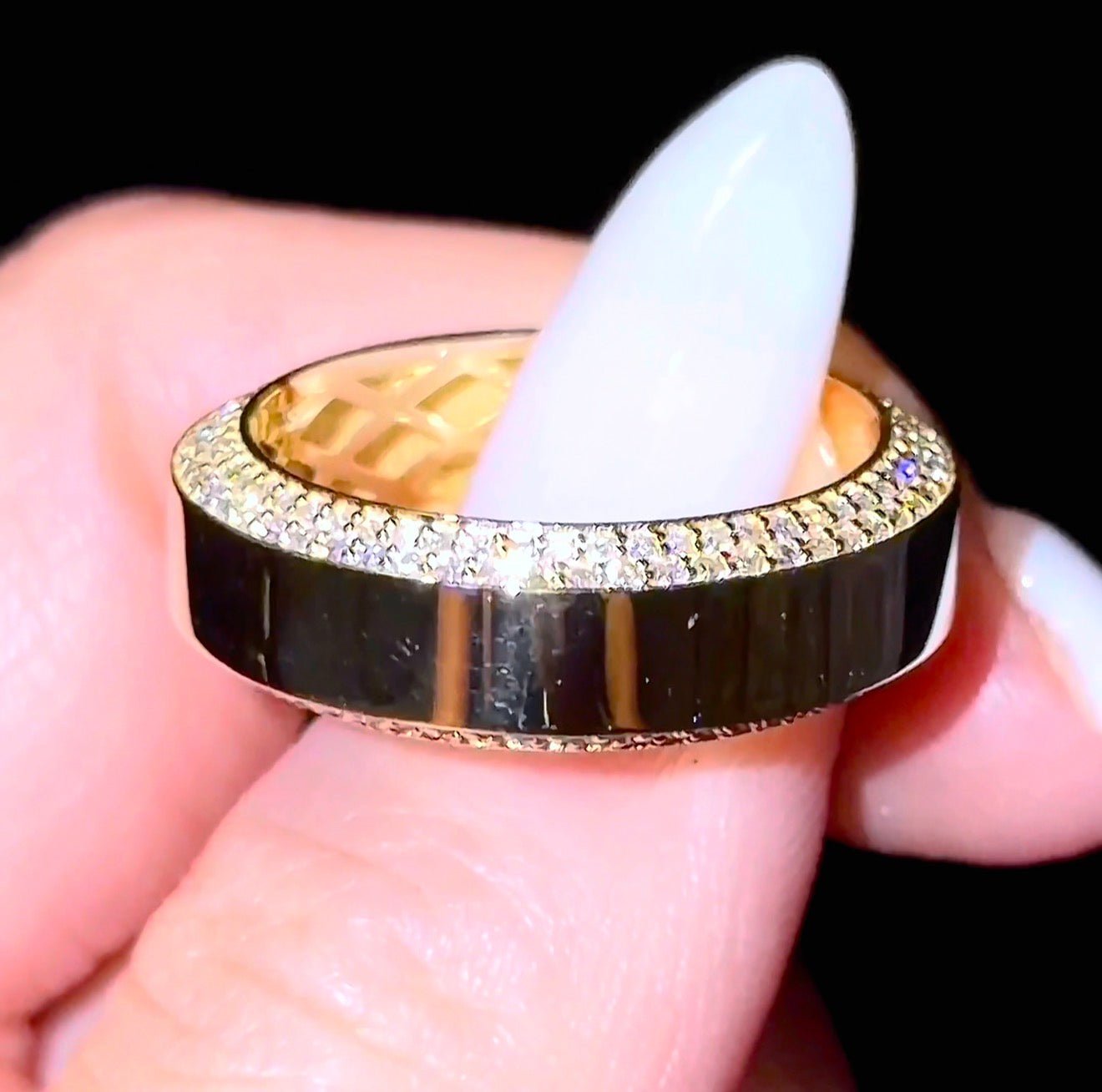 7mm Men’s Double Diamond Bevelled Edge Band - Jewels of America