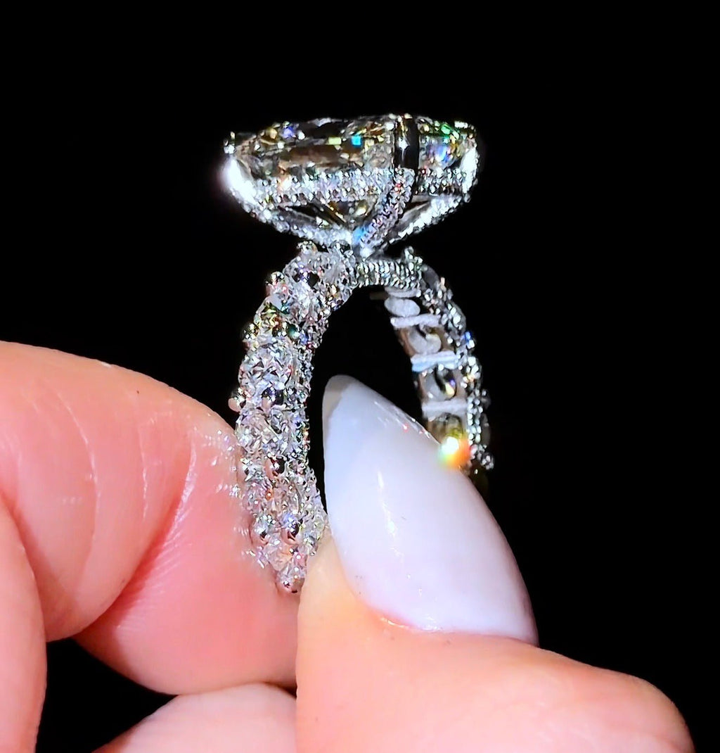 Cushion Heiress - Jewels of America