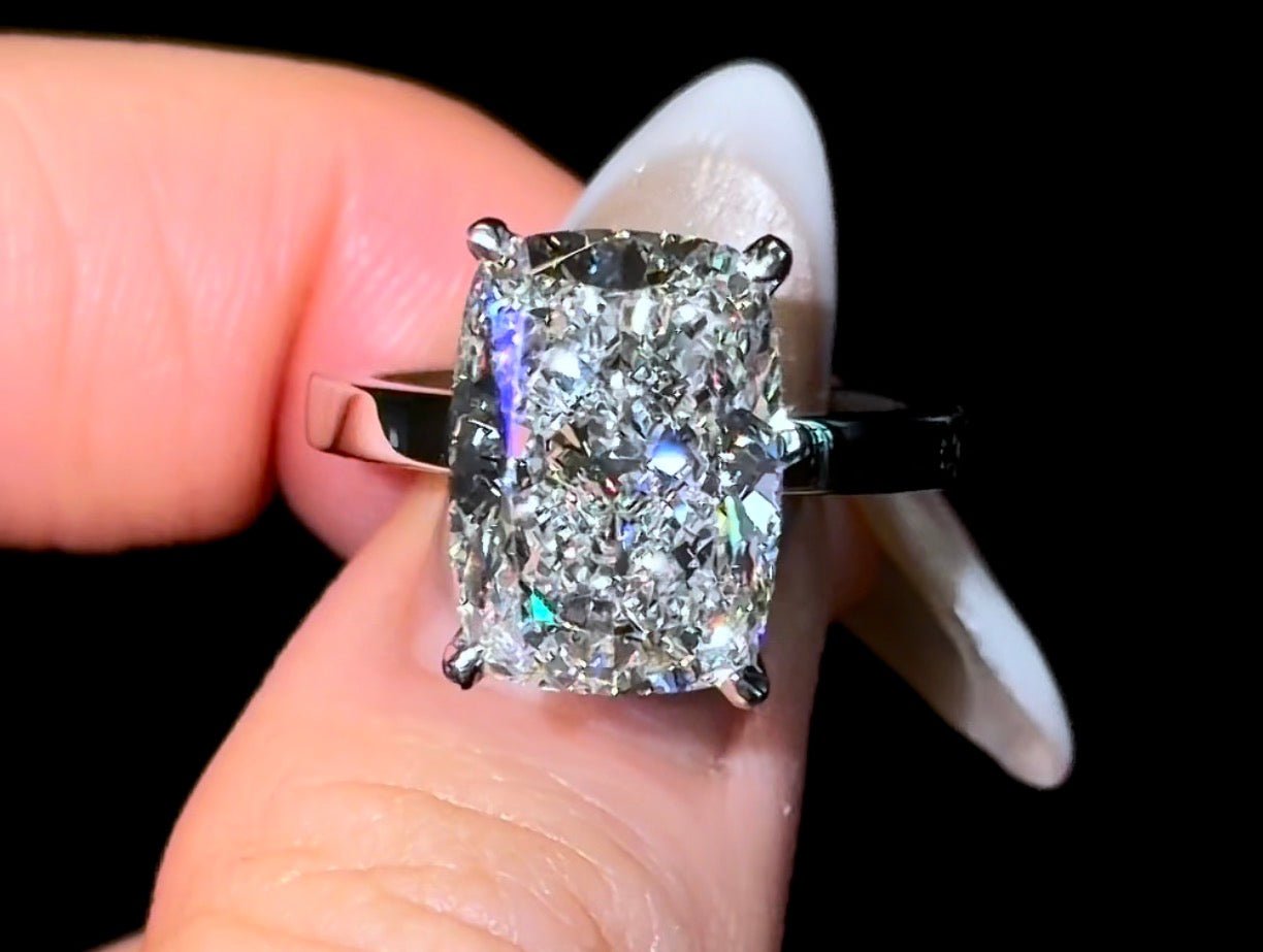Cushion w/ Pavé Prongs - Jewels of America
