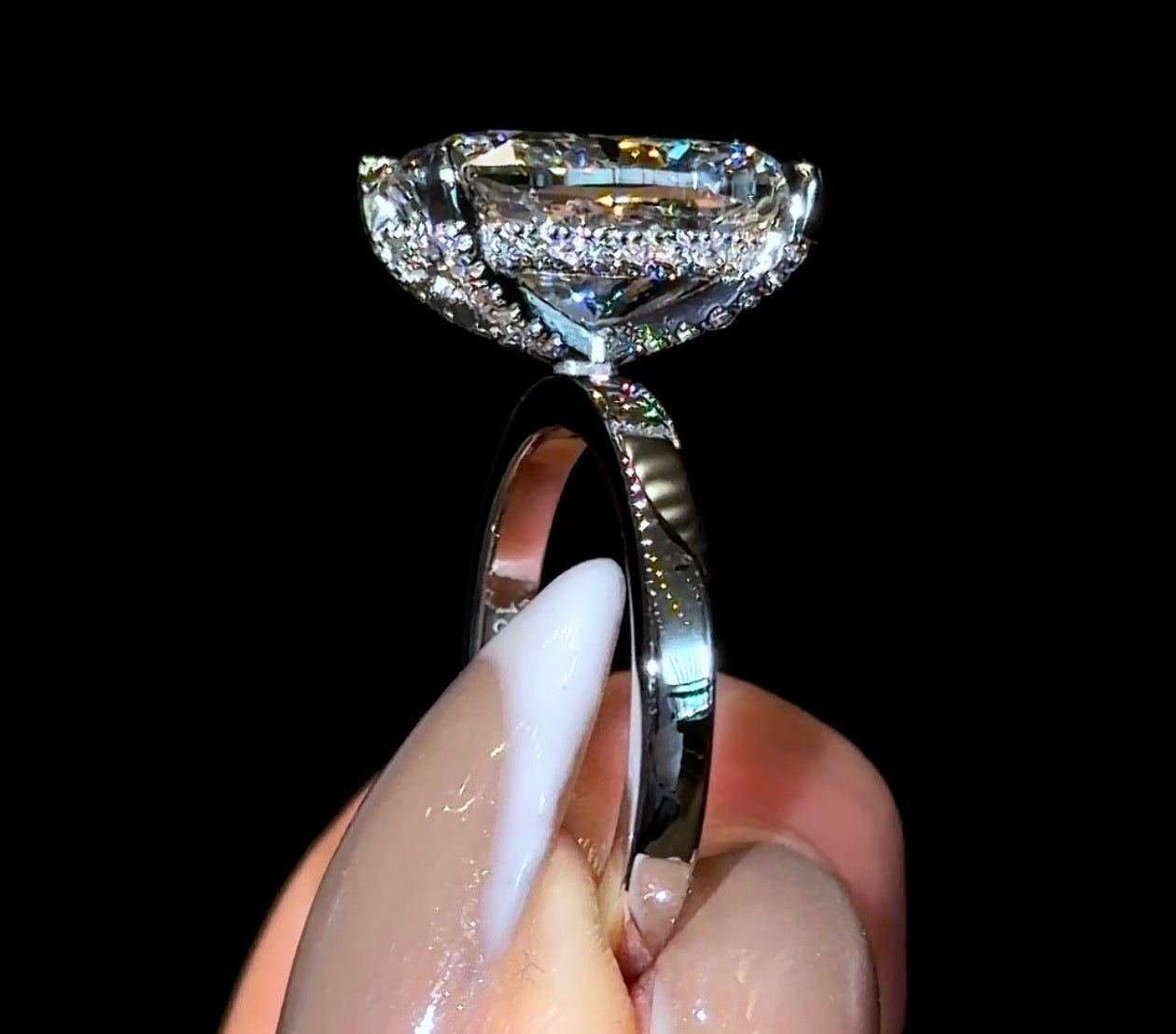 Cushion w/ Pavé Prongs - Jewels of America
