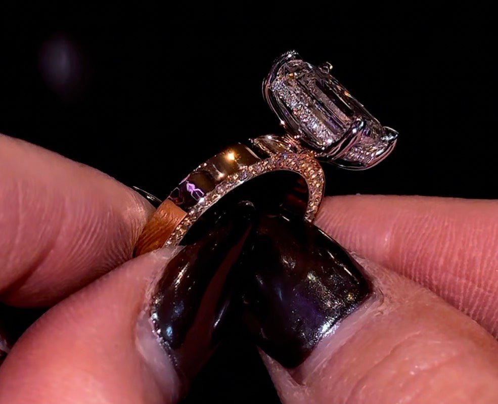 Emerald Ciara Ring - Jewels of America