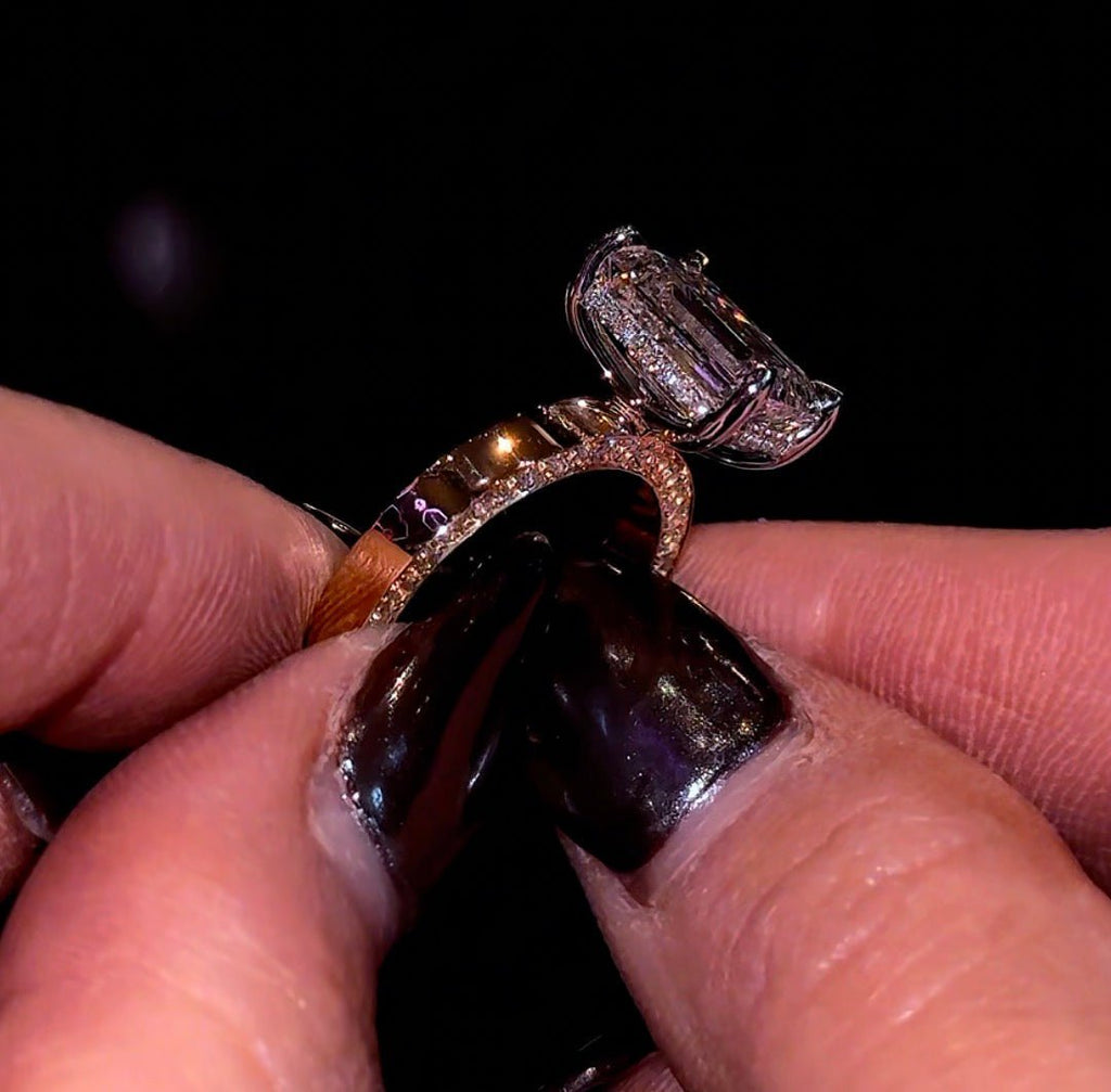 Emerald Ciara Ring - Jewels of America