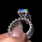 Emerald Queen Ring - Jewels of Toronto
