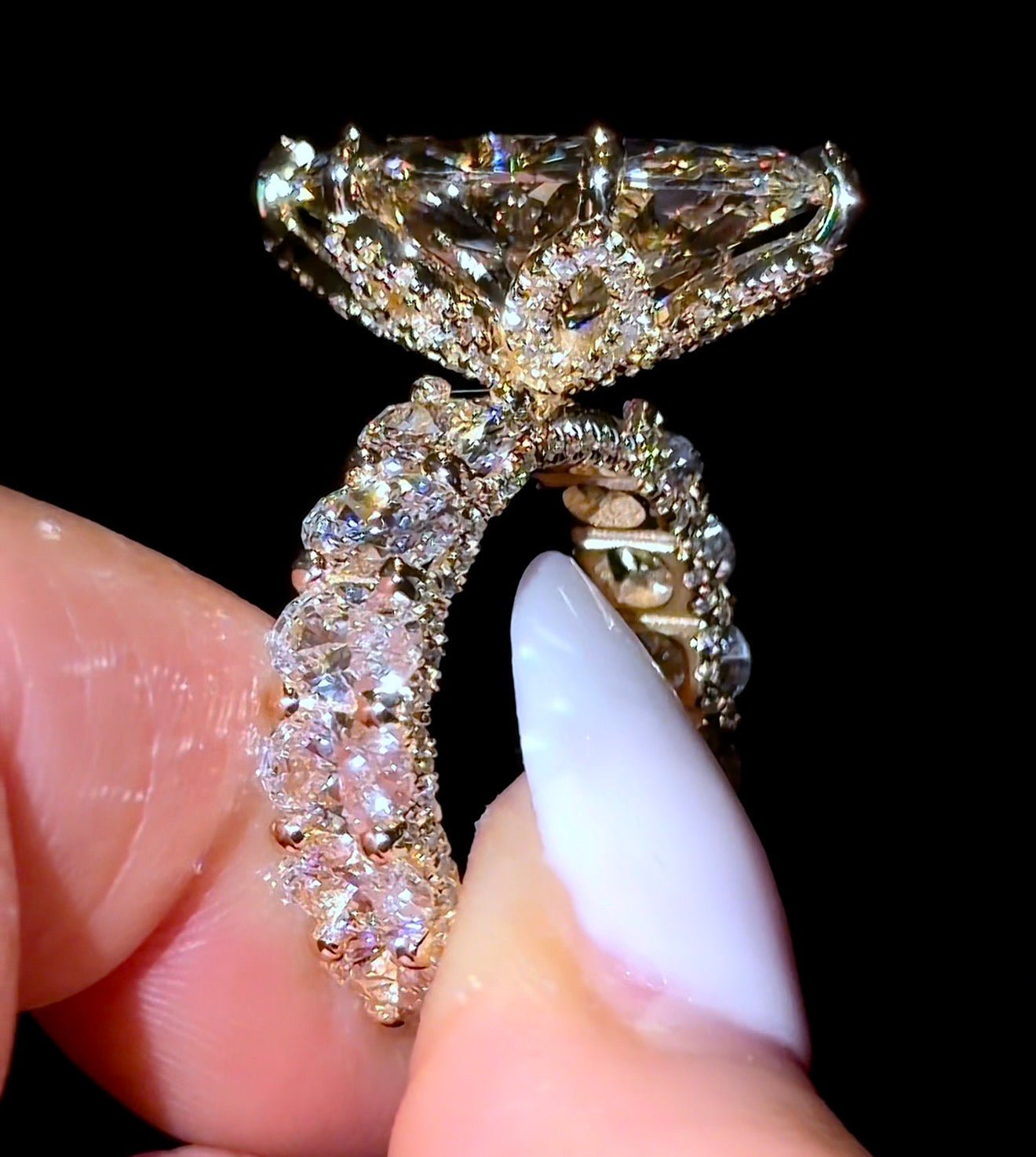 Marquise Flower Super Queen - Jewels of America