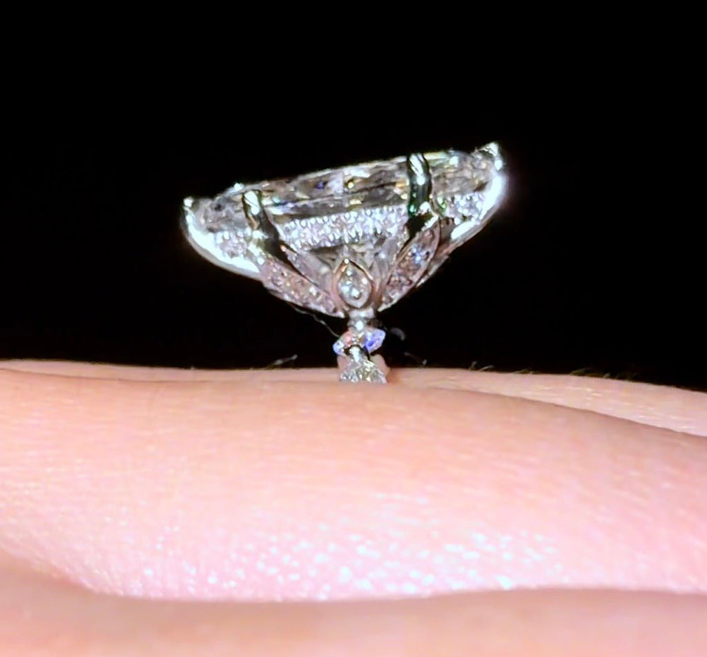 Marquise Hidden Halo Tierra - Jewels of America