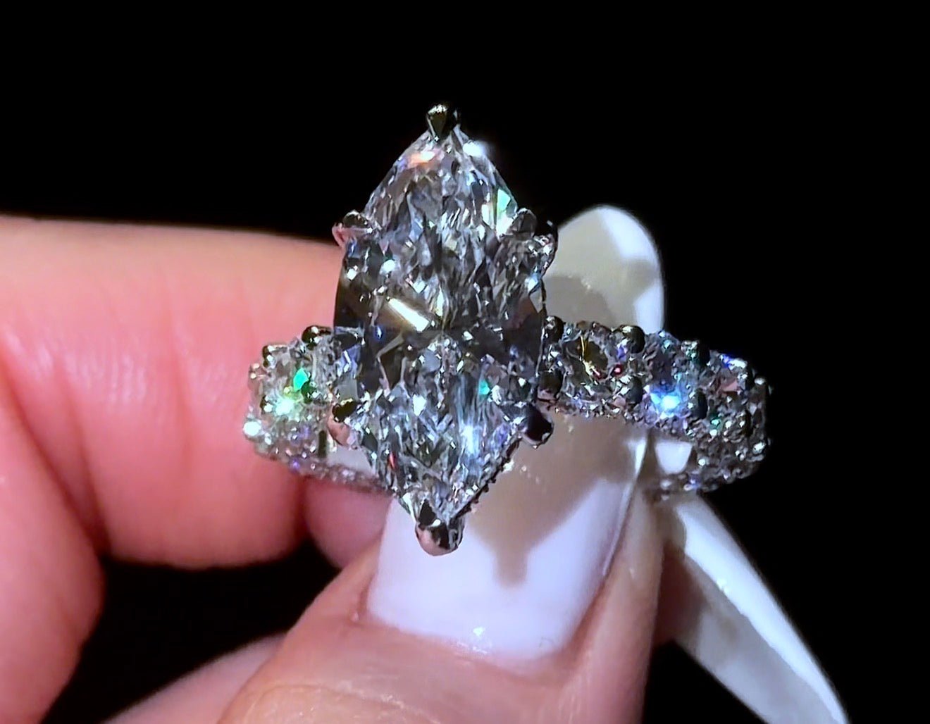 Marquise Queen Ring - Jewels of America