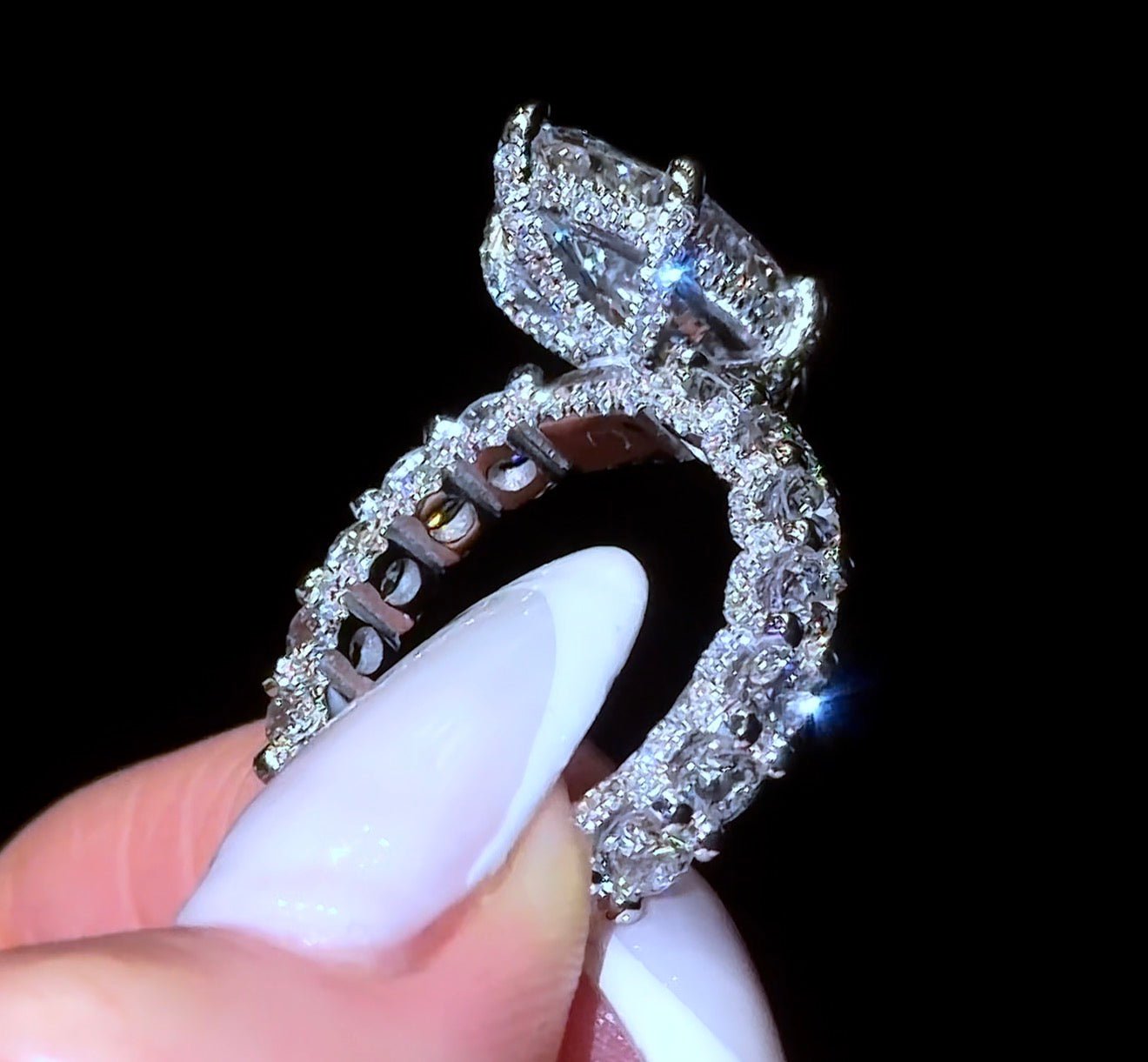 Marquise Queen Ring - Jewels of America