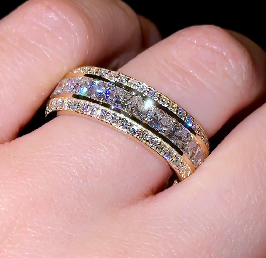 Men’s 8mm Bevelled Edge Pavé Band - Jewels of America
