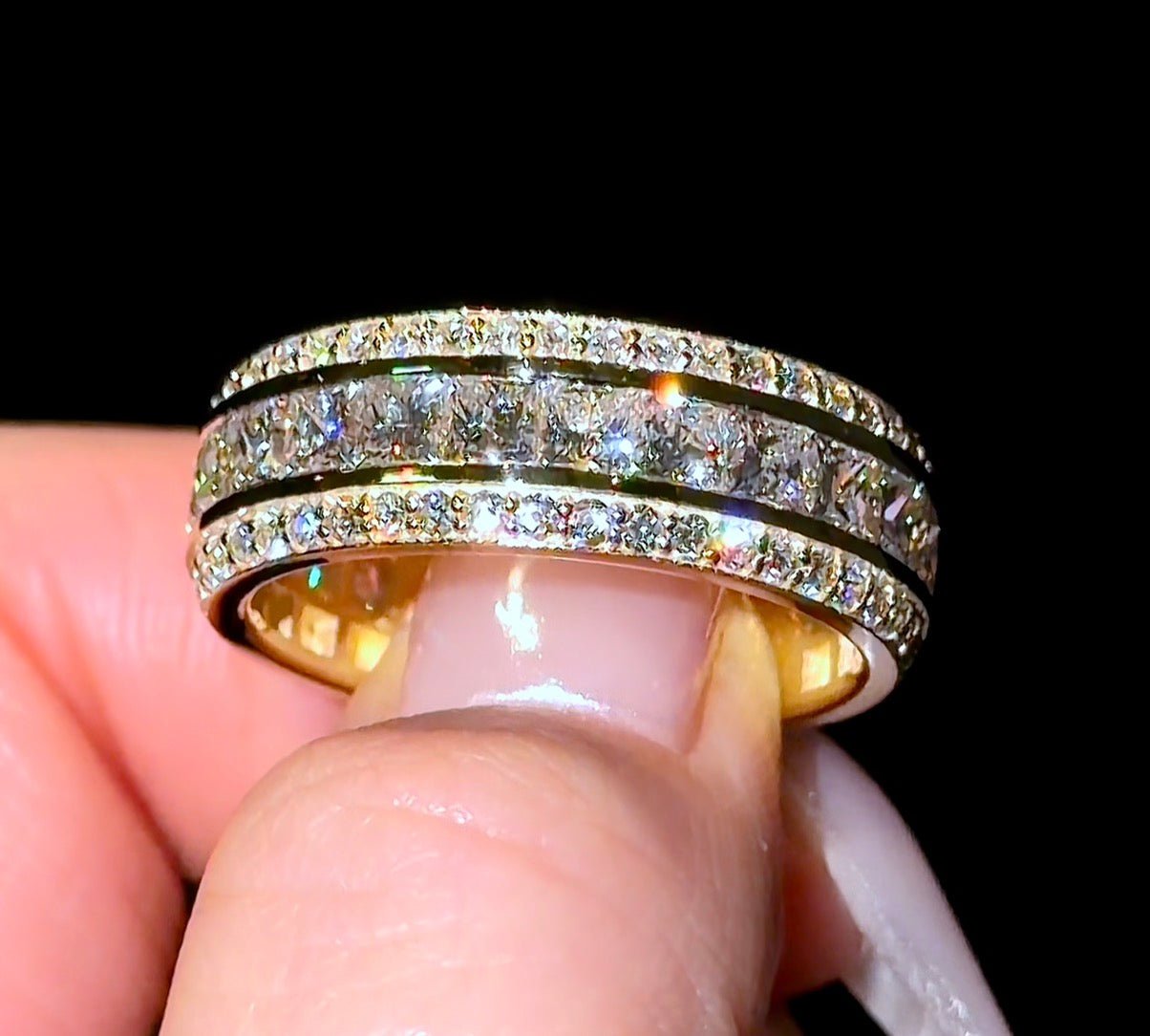 Men’s 8mm Bevelled Edge Pavé Band - Jewels of America