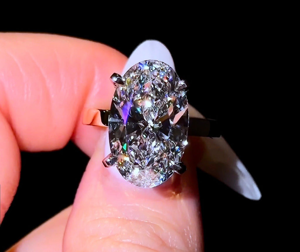 Oval Chic - Jewels of America