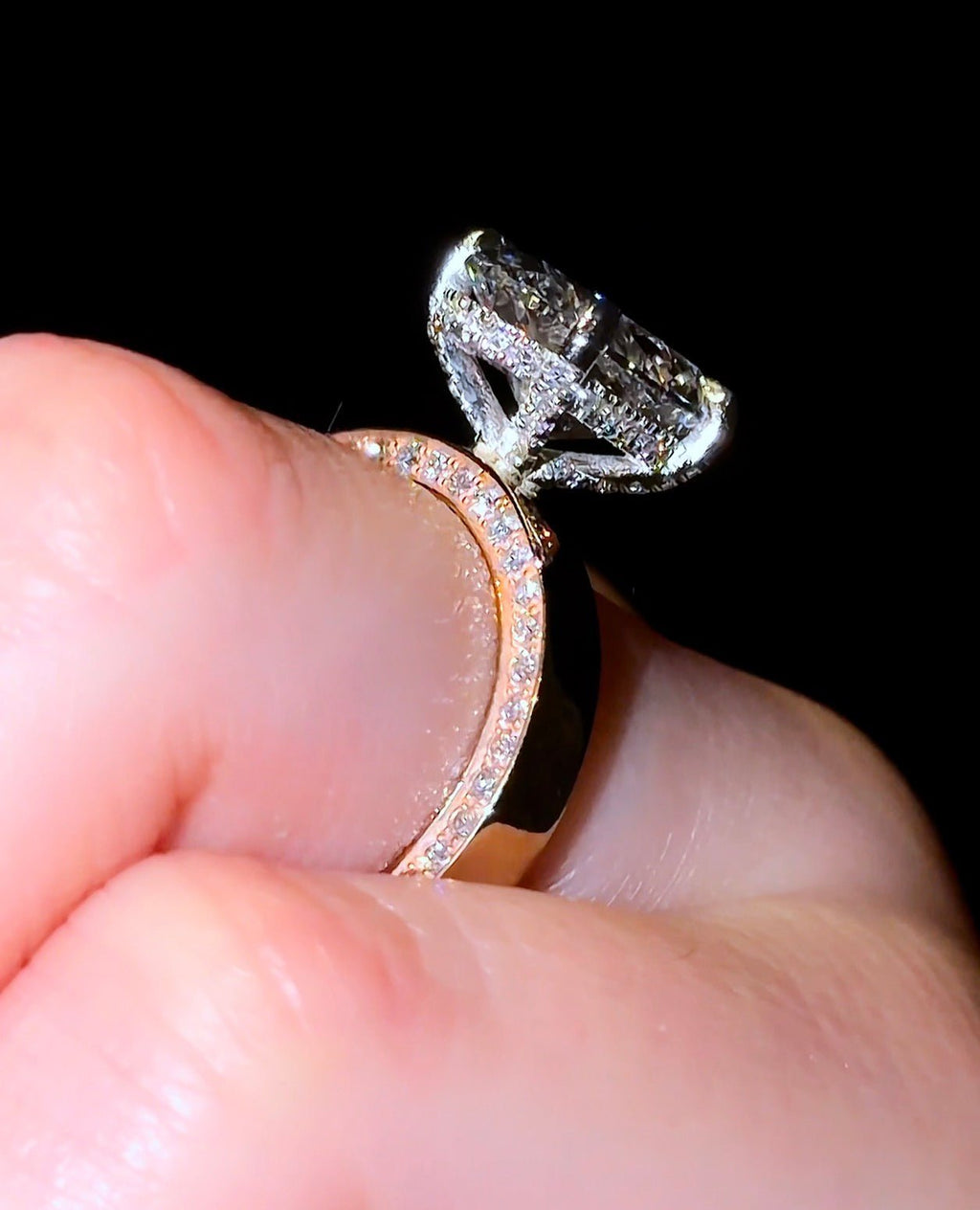 Oval Ciara Ring - Jewels of America
