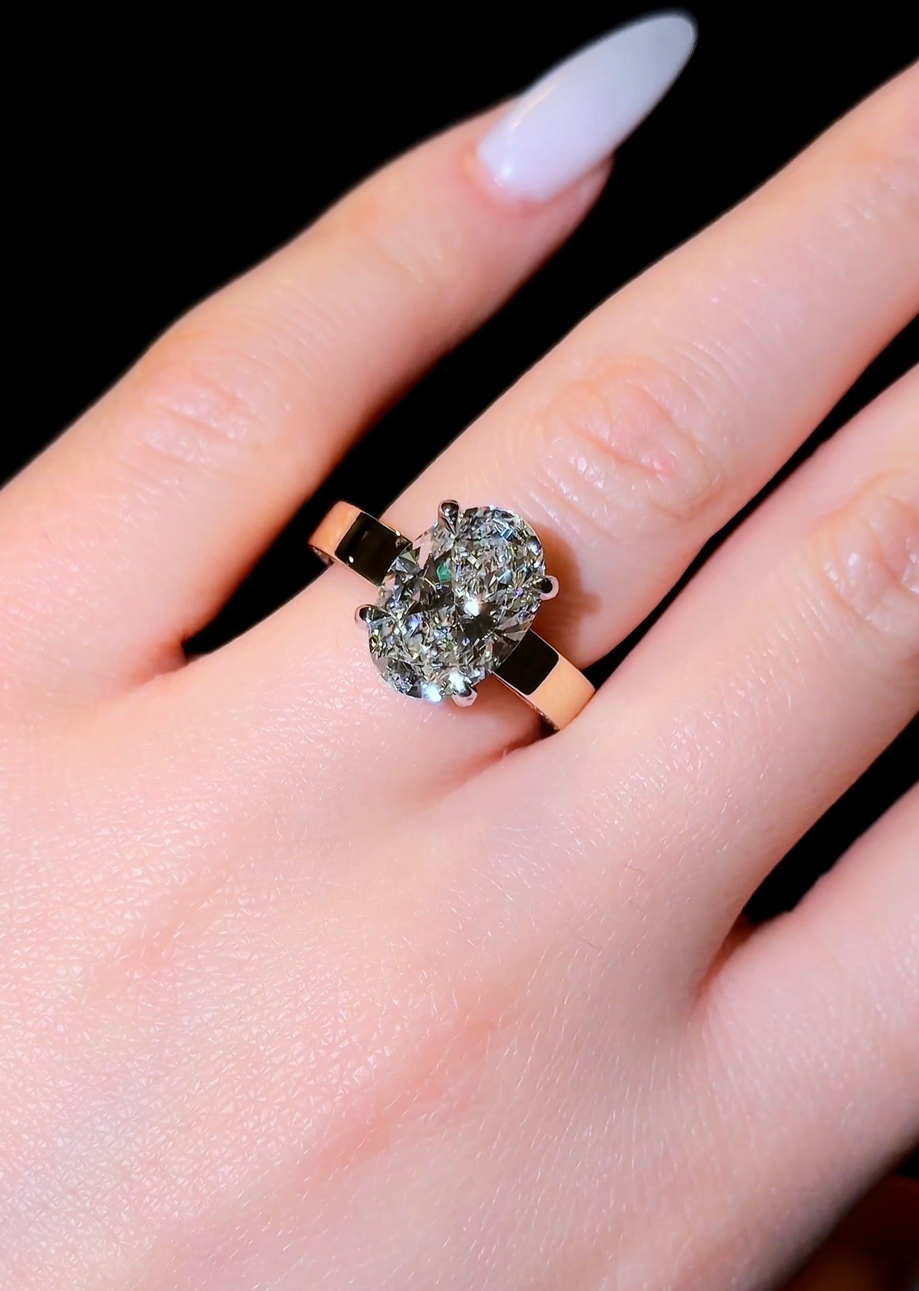 Oval Ciara Ring - Jewels of America