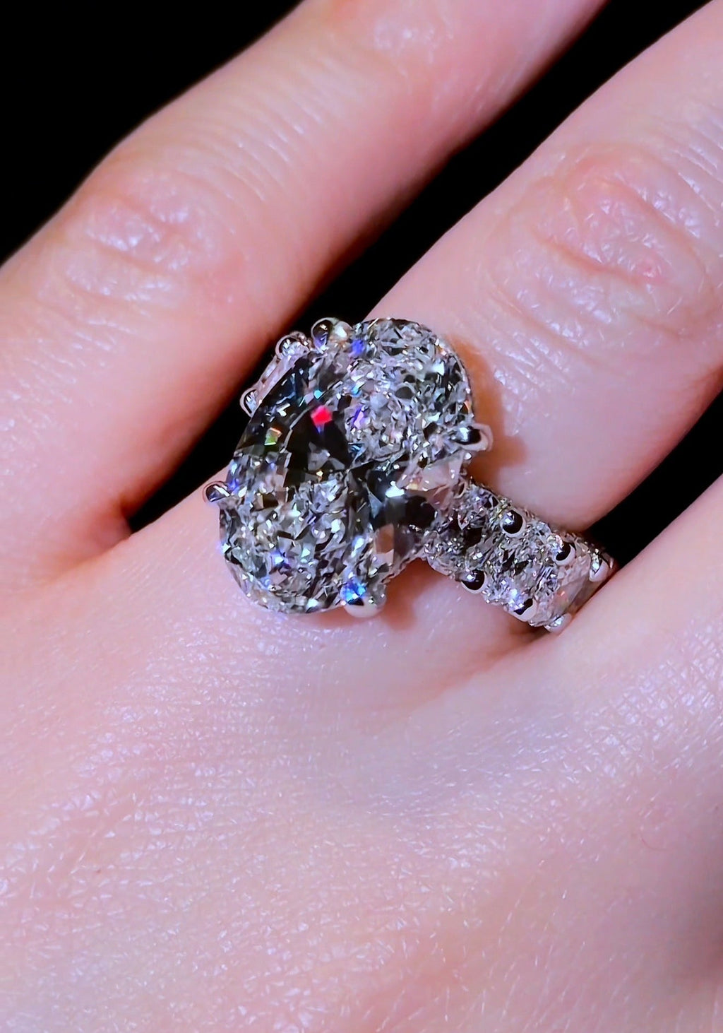 Oval Queen - Jewels of America
