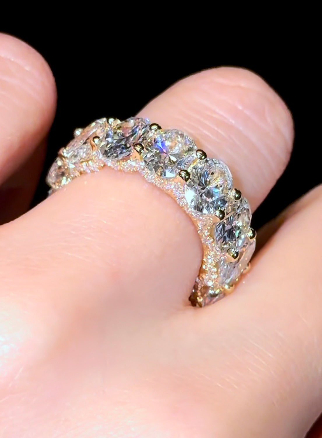 Oval Super Queen Wedding Band - Jewels of America
