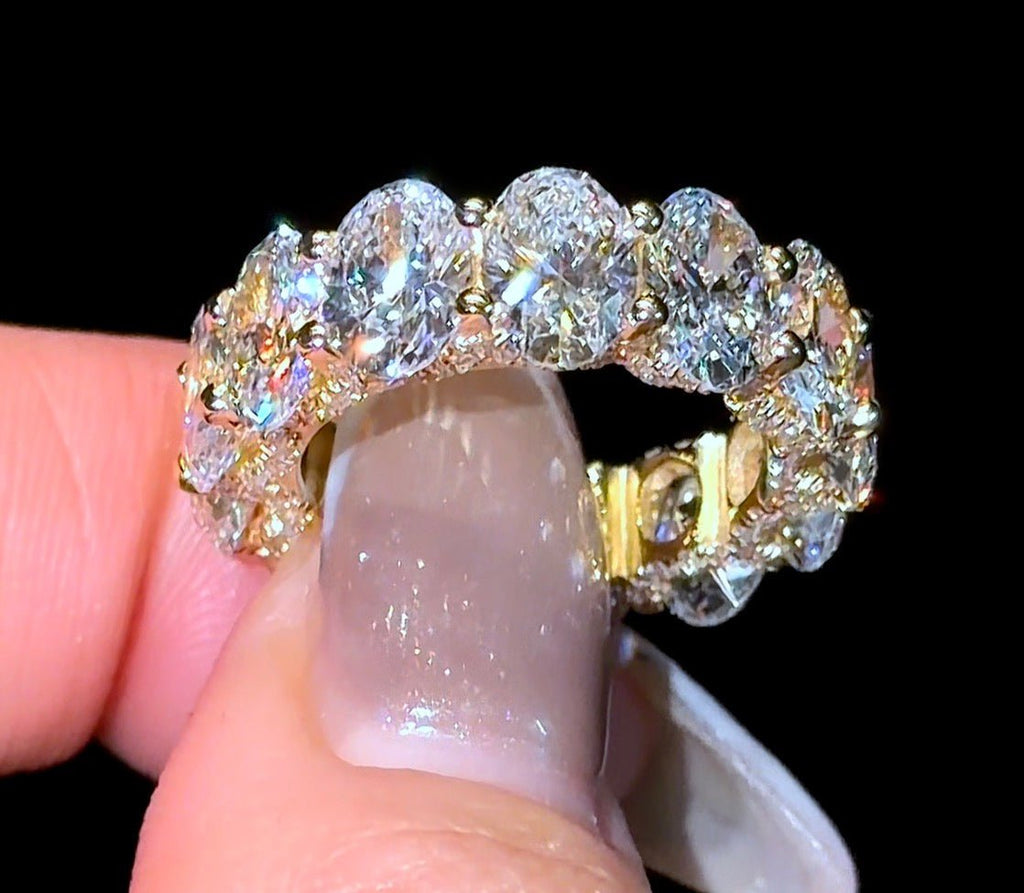Oval Super Queen Wedding Band - Jewels of America