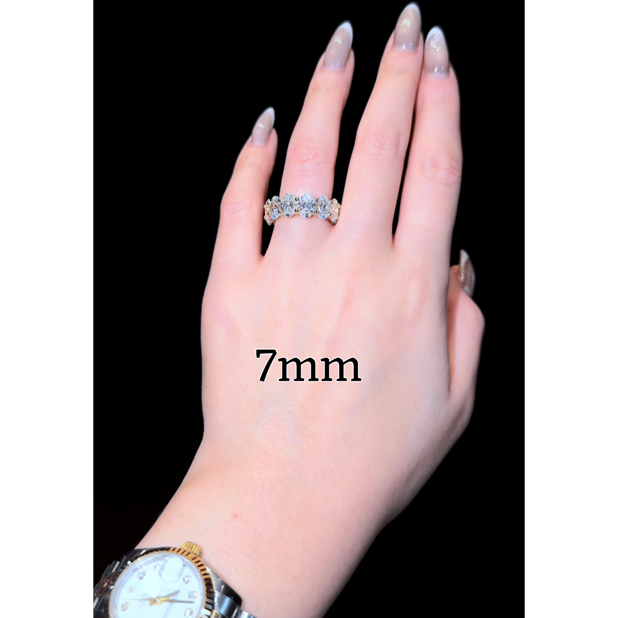 Oval Super Queen Wedding Band - Jewels of America