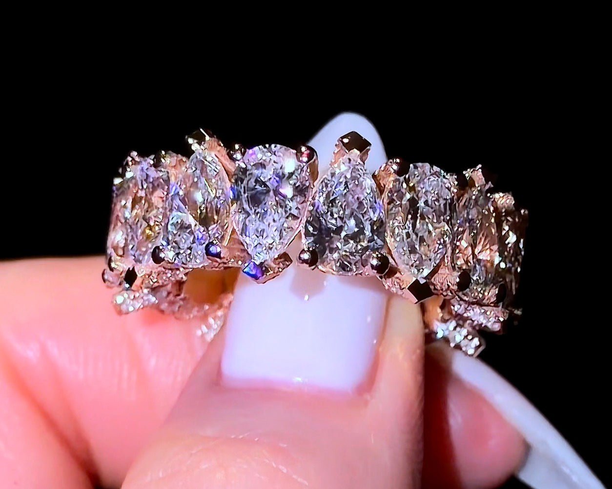 Pear Super Queen Wedding Band - Jewels of America
