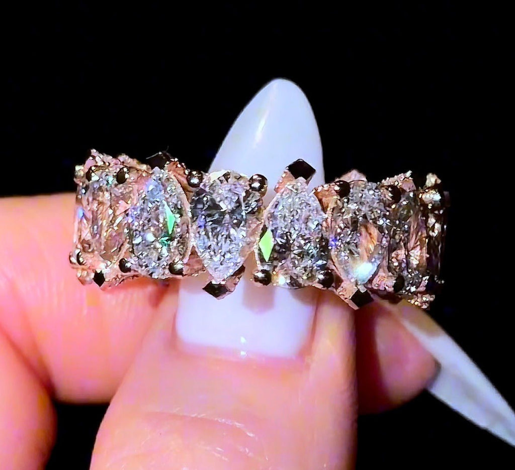 Pear Super Queen Wedding Band - Jewels of America