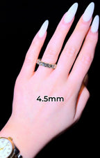 Queen Wedding Band - Jewels of Toronto