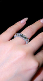 Queen Wedding Band - Jewels of Toronto