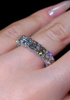Queen Wedding Band - Jewels of Toronto