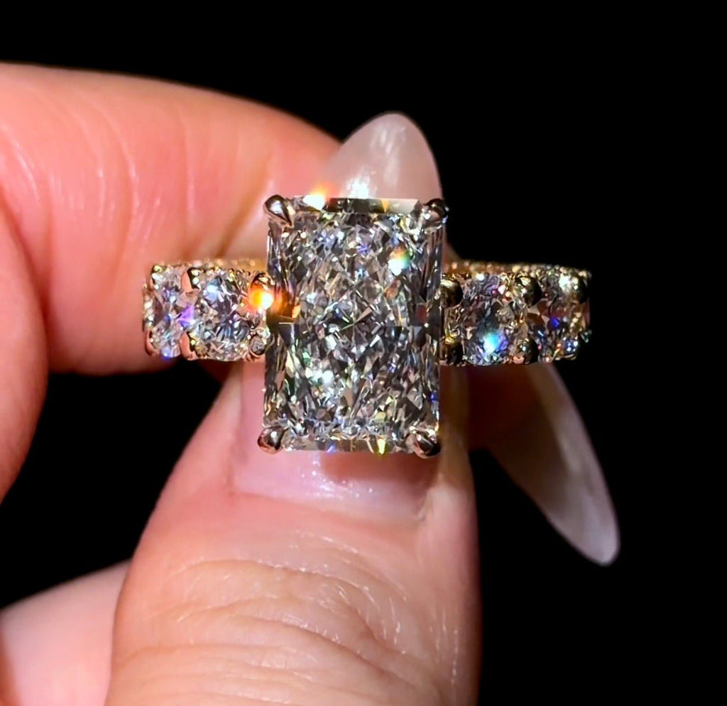 Radiant Heiress Ring - Jewels of America