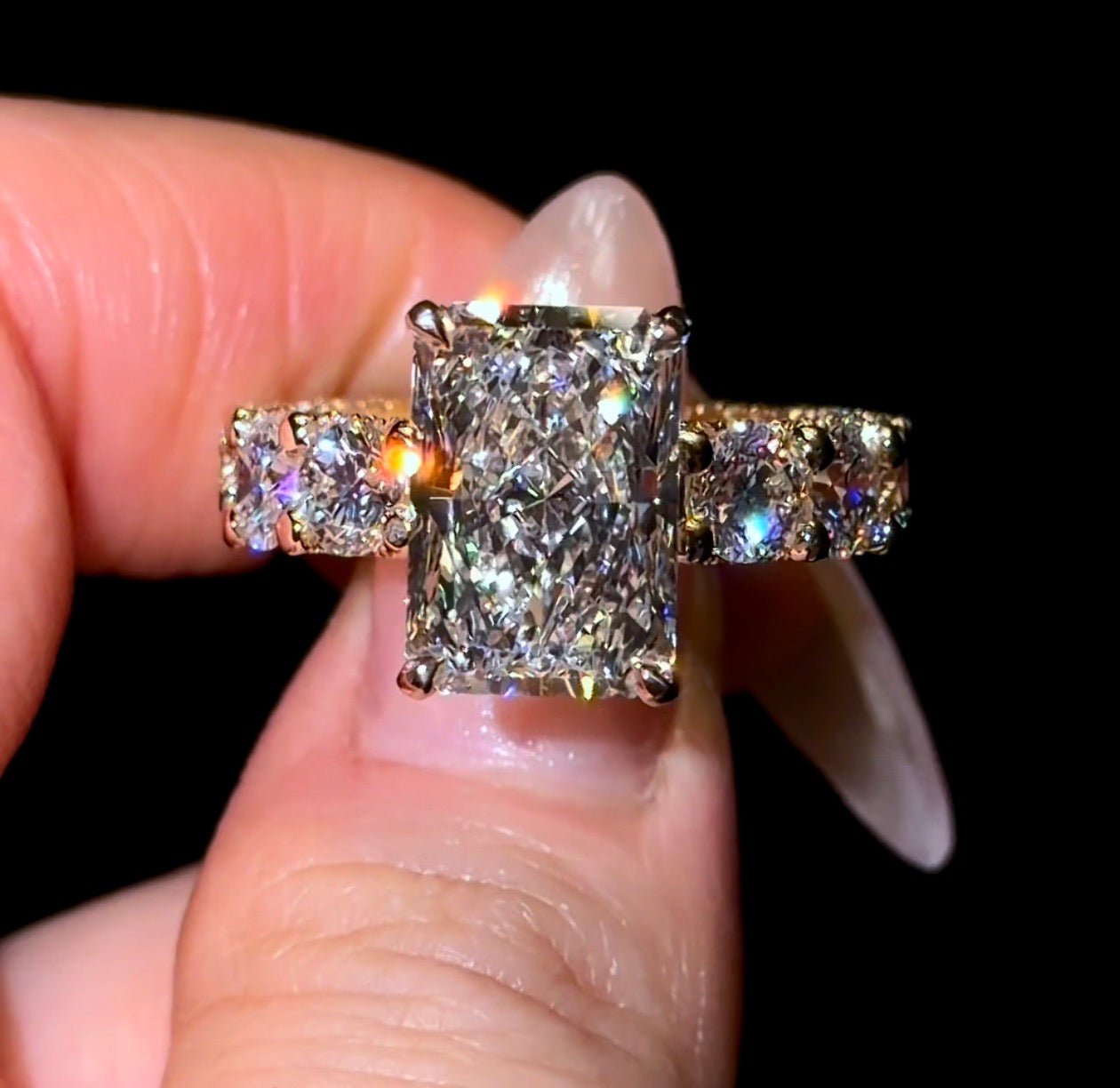 Radiant Heiress Ring - Jewels of America