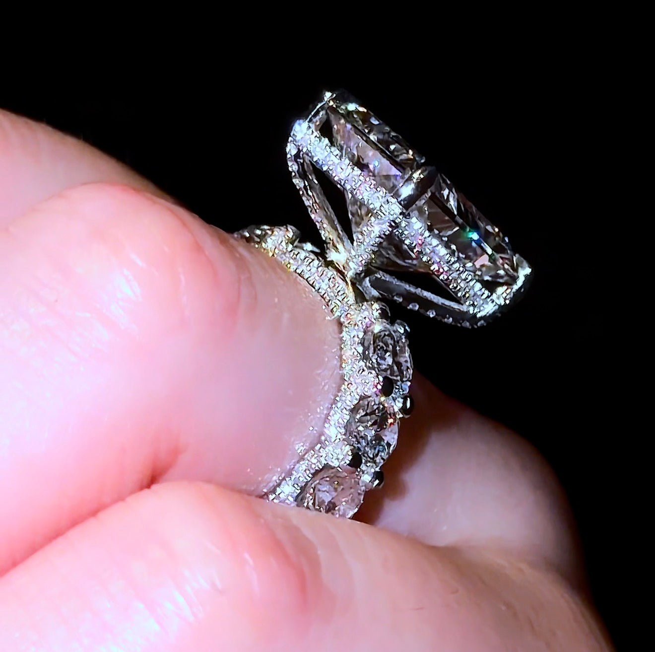 Radiant Heiress Ring - Jewels of America