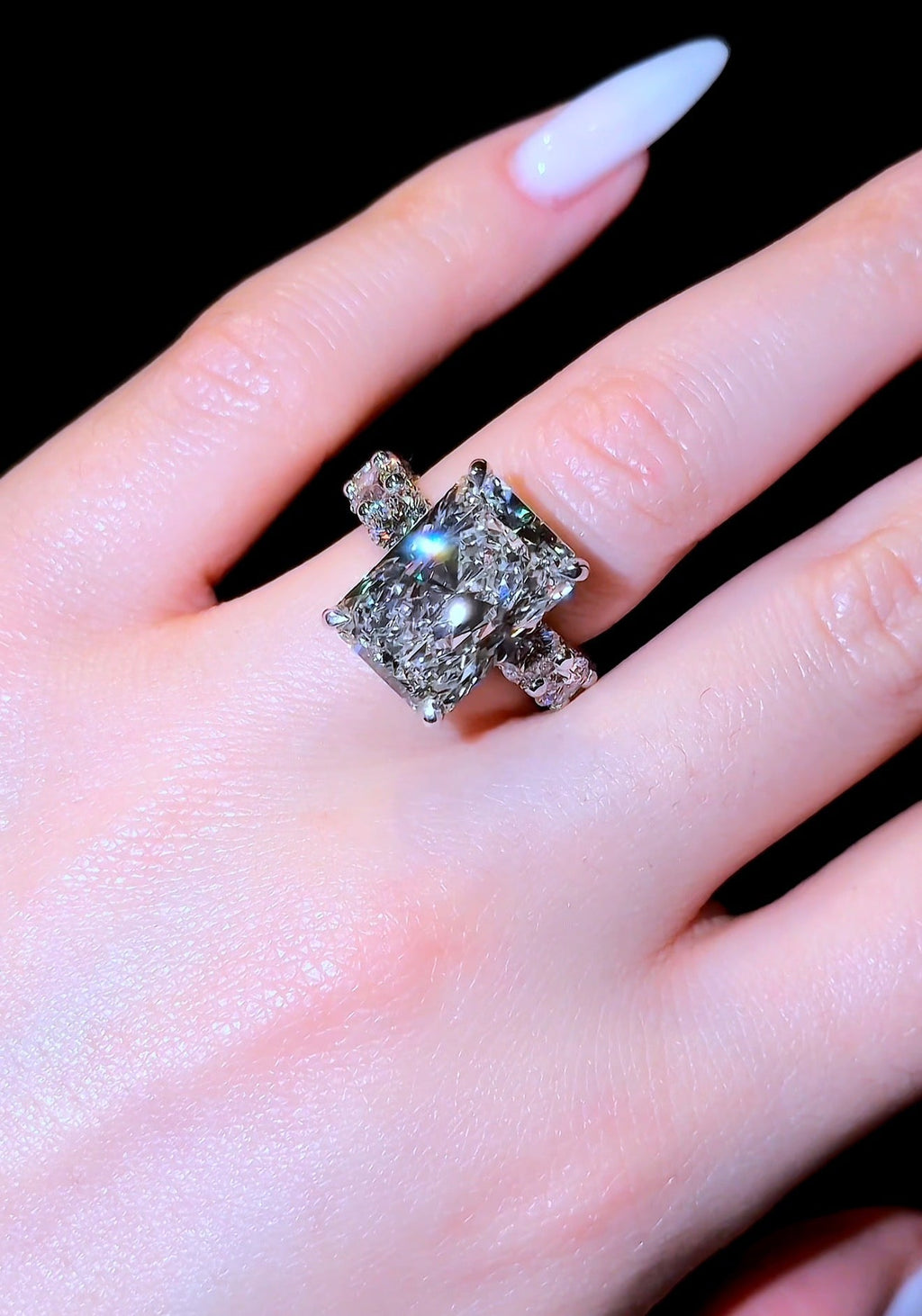 Radiant Heiress Ring - Jewels of America