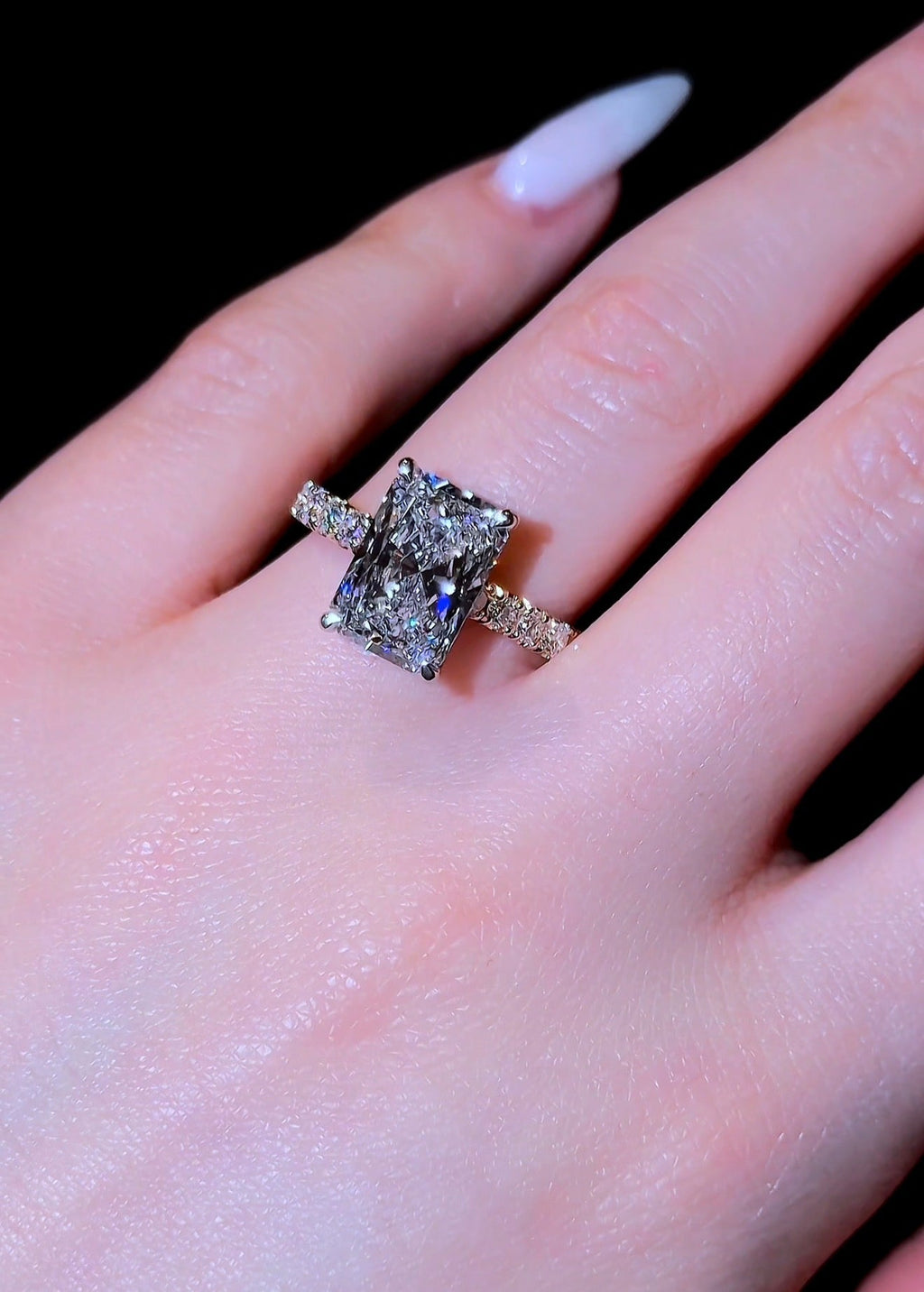 Radiant Pavé Cathedral - Jewels of America