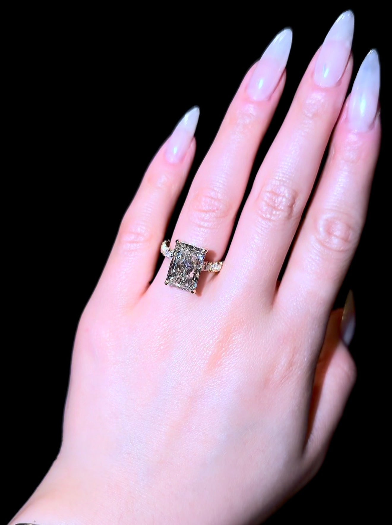 Radiant Pavé Cathedral - Jewels of America