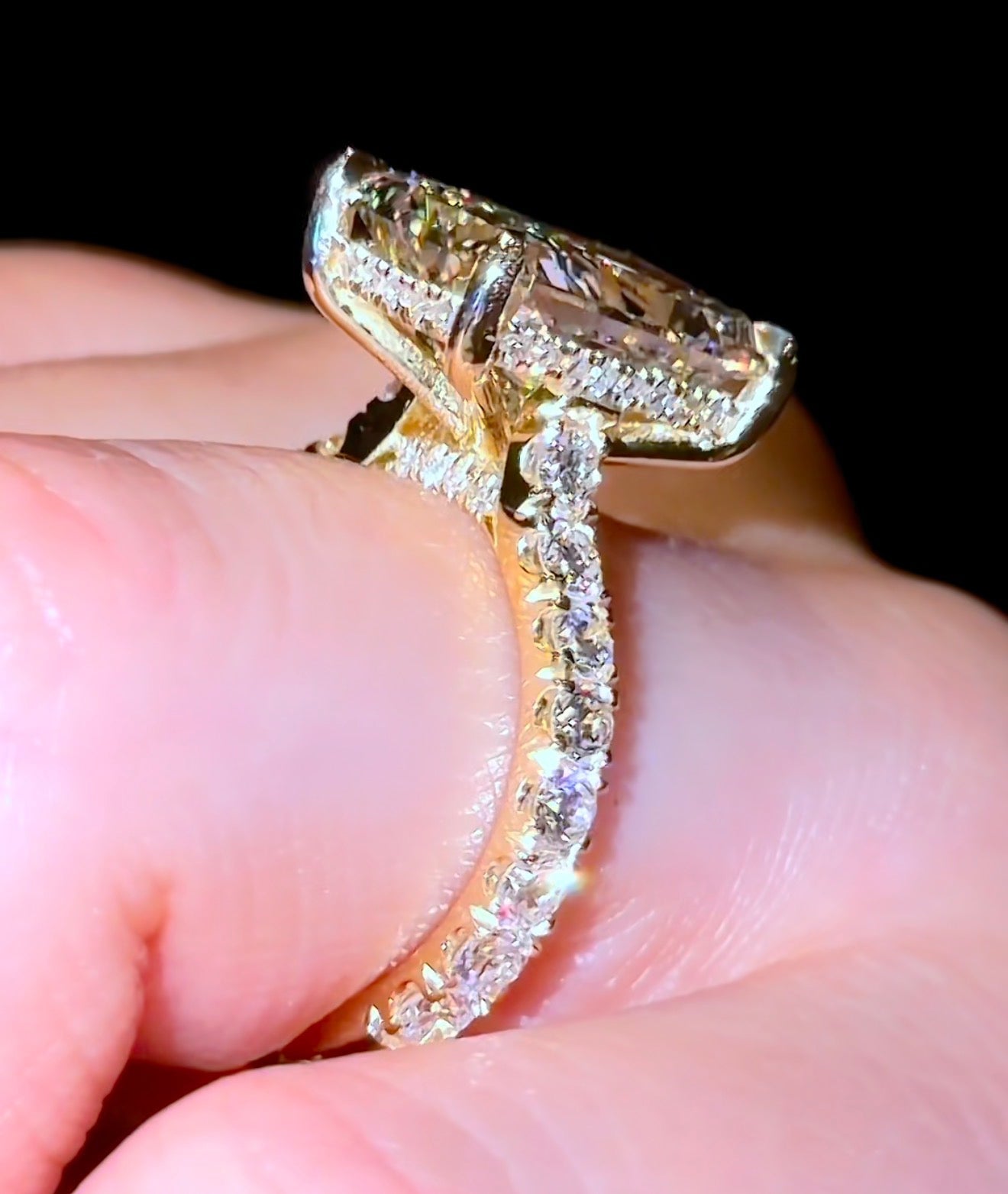Radiant Pavé Cathedral - Jewels of America