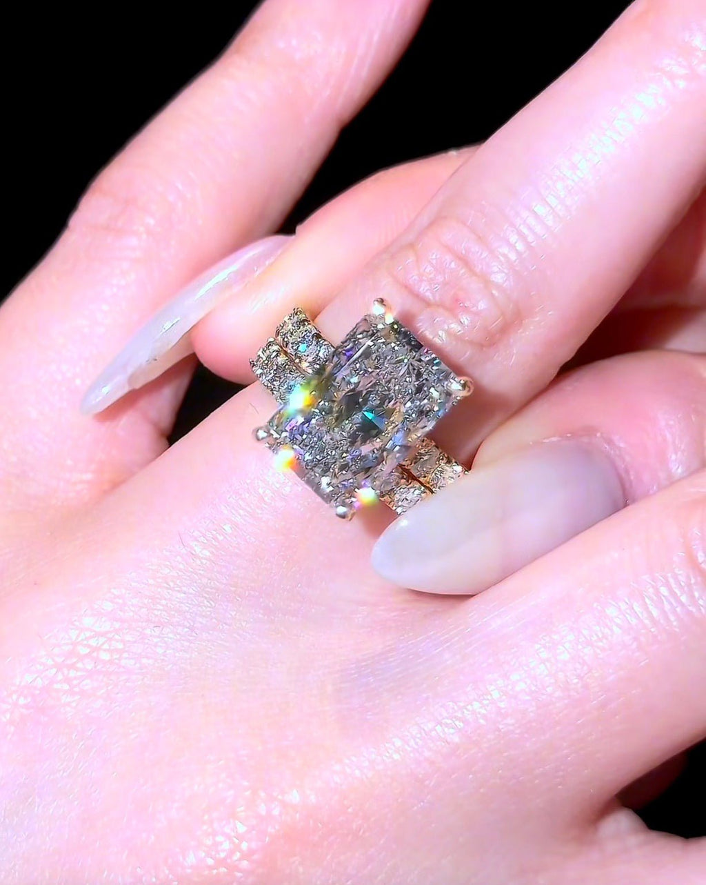 Radiant Pavé Cathedral Set - Jewels of America