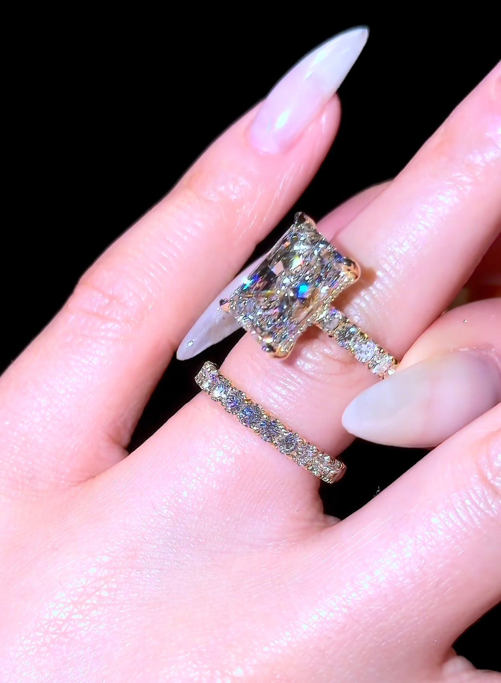 Radiant Pavé Cathedral Set - Jewels of America