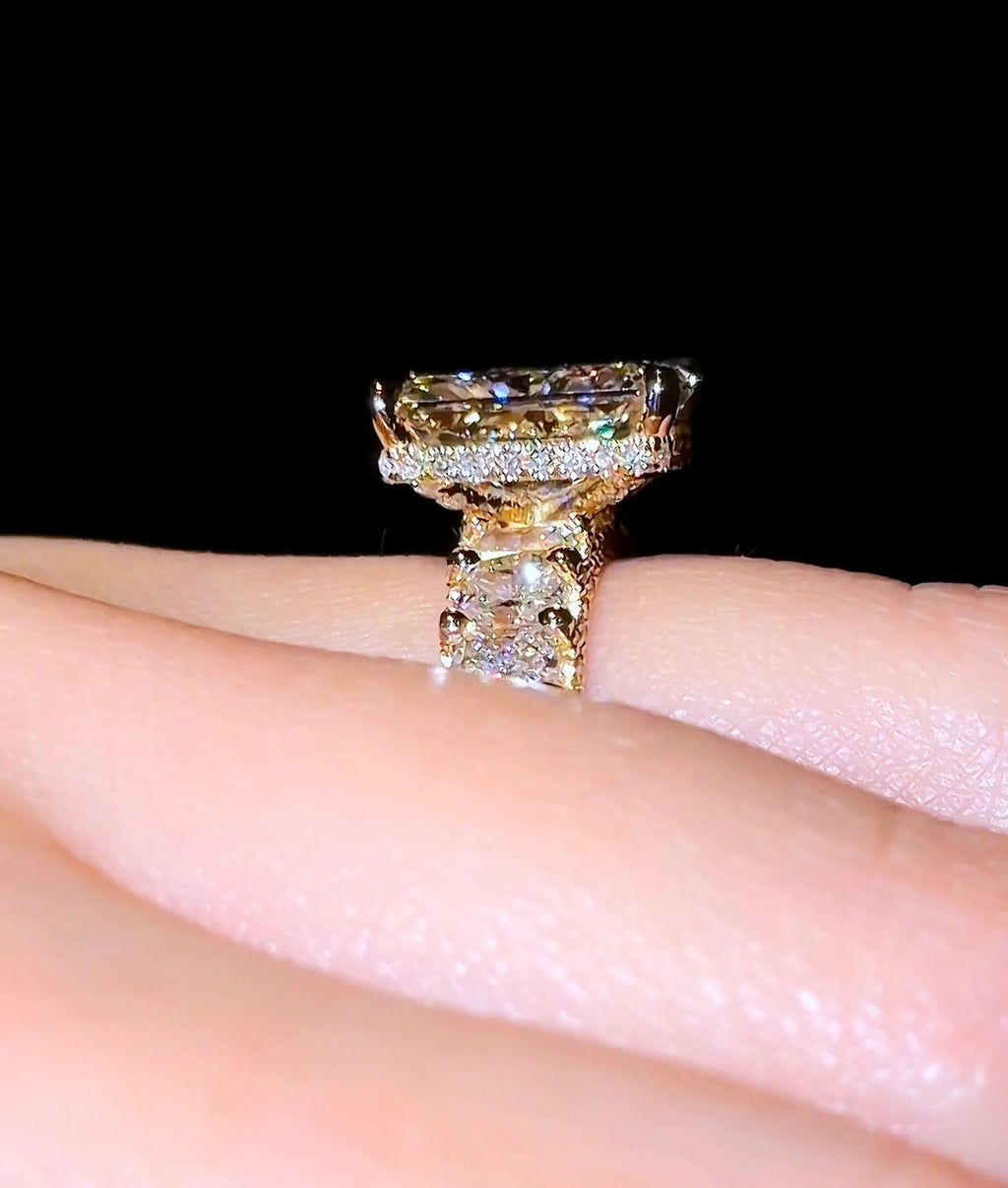 Radiant Queen Ring - Jewels of America