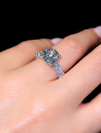 Round Queen Ring - Jewels of Toronto