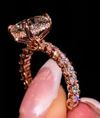 Square Cushion Countess - Jewels of Toronto