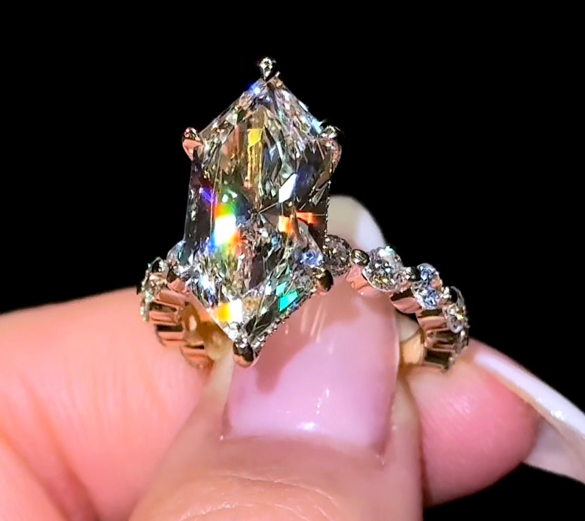 The Dutchess - Jewels of America